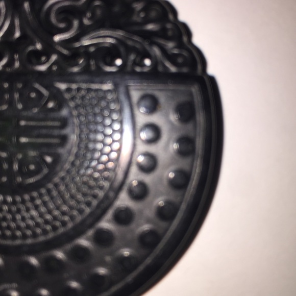 Real Jade “Nephrite”Half-Wall Pendant Feng Shui - Picture 15 of 16